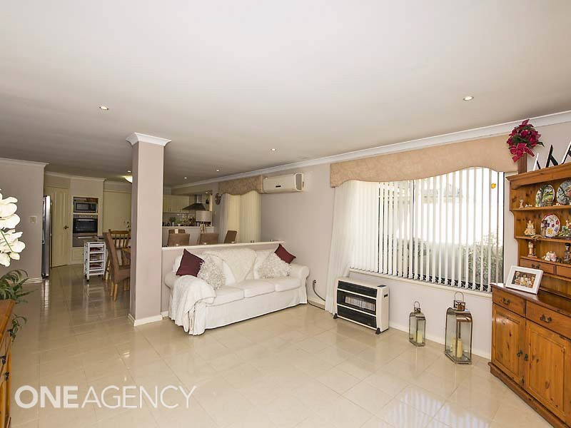 63 Cheriton Drive, Carramar WA 6031