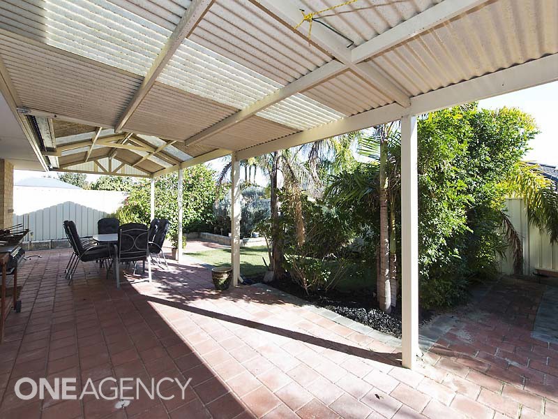 63 Cheriton Drive, Carramar WA 6031