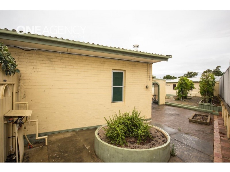 30 Stratton Street, Hamilton Hill WA 6163