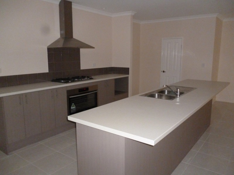 12 Hollis Street, Samson WA 6163