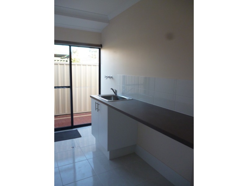 12 Hollis Street, Samson WA 6163