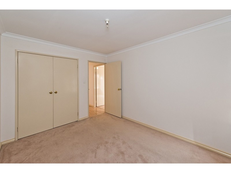 9B Azolla Court, Coogee WA 6166