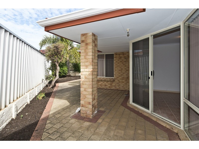 9B Azolla Court, Coogee WA 6166