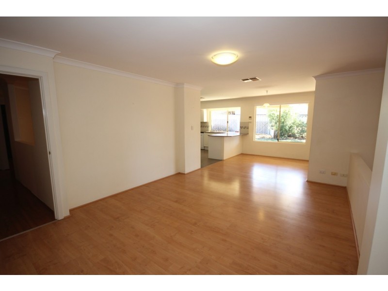 14 Gatineau Grove, Bibra Lake WA 6163