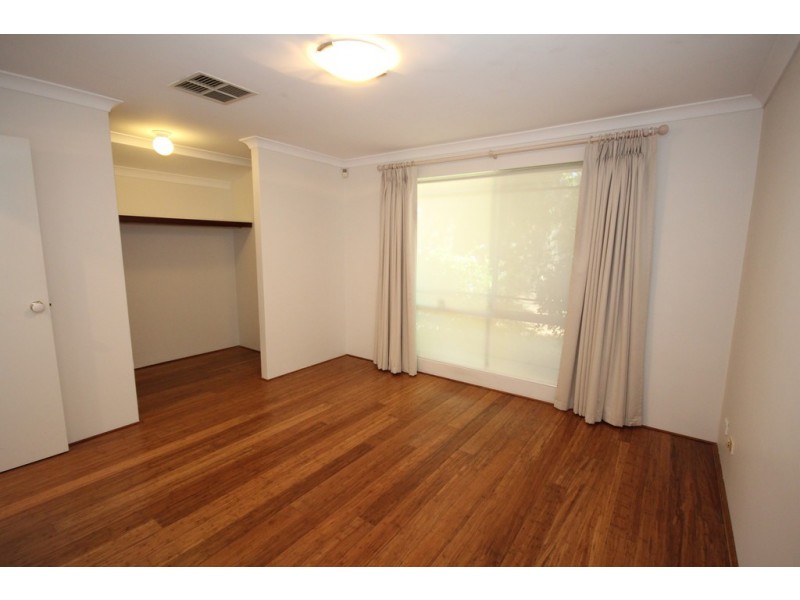 14 Gatineau Grove, Bibra Lake WA 6163