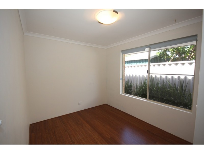 14 Gatineau Grove, Bibra Lake WA 6163