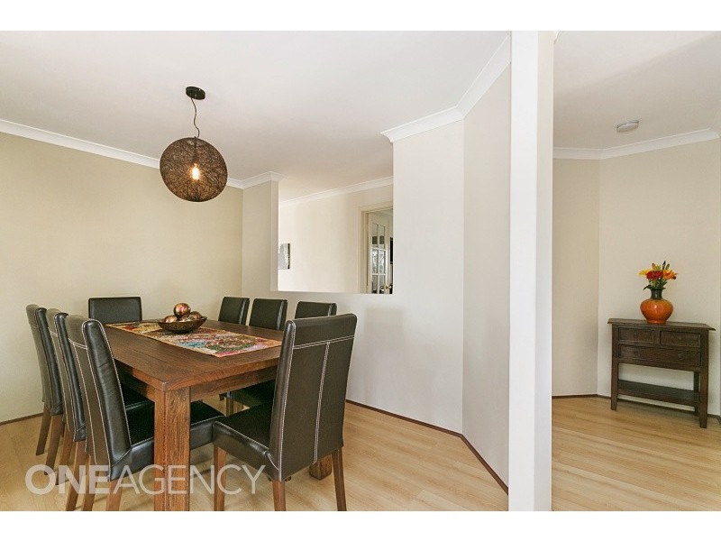 4 Woodside Place, Bibra Lake WA 6163