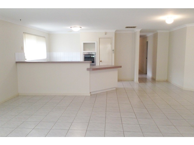 31A Carrello Circut, Coogee WA 6166