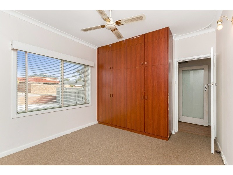 82 Forrest Road, Hamilton Hill WA 6163