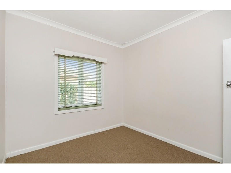 82 Forrest Road, Hamilton Hill WA 6163