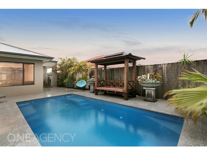 10 Orlando Avenue, Bibra Lake WA 6163