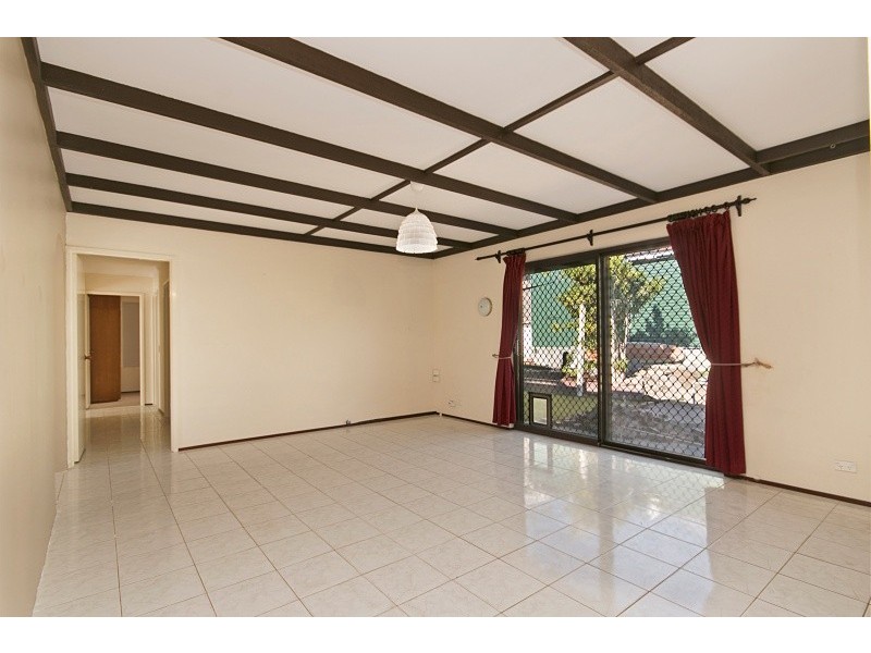 18 Leaside Way, Spearwood WA 6163