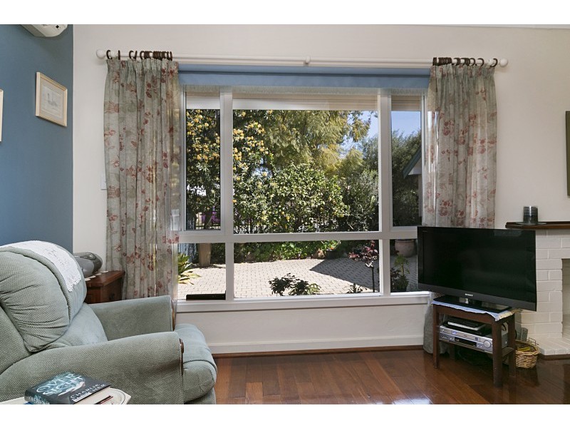 42 Norma Road, Alfred Cove WA 6154