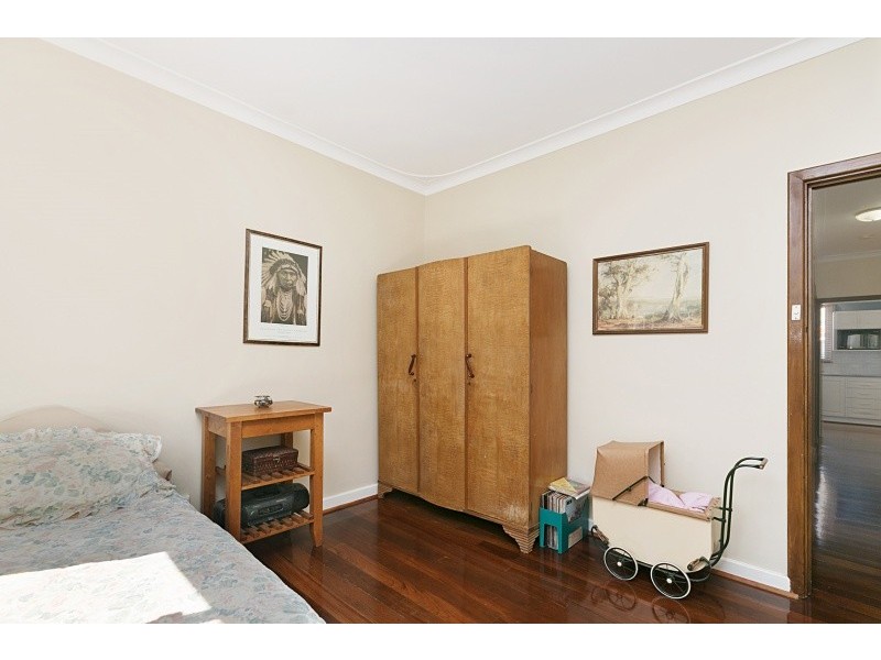 42 Norma Road, Alfred Cove WA 6154