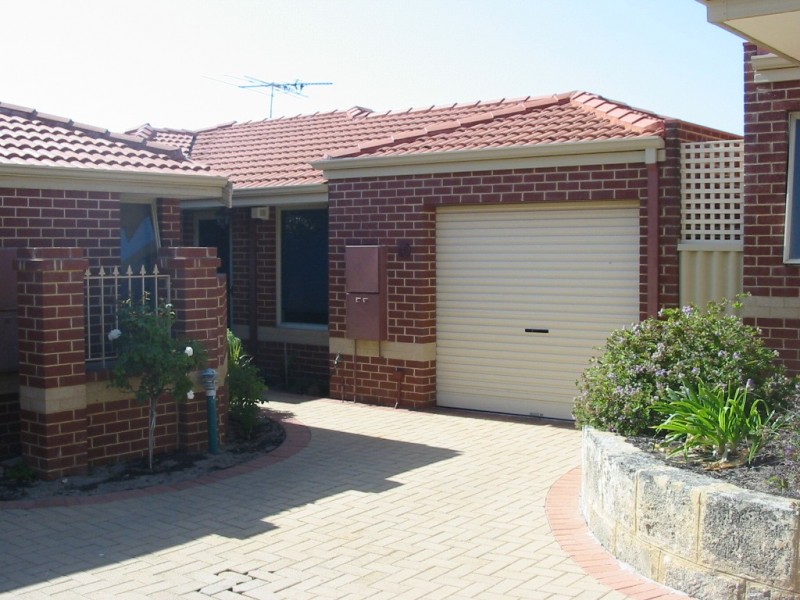 4/51 Kent Street, Spearwood WA 6163