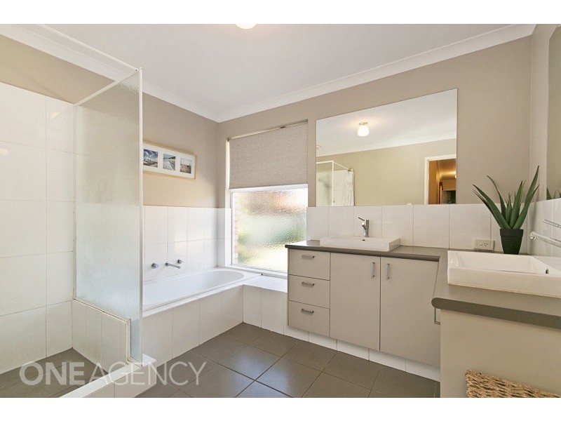 4 Gatineau Grove, Bibra Lake WA 6163