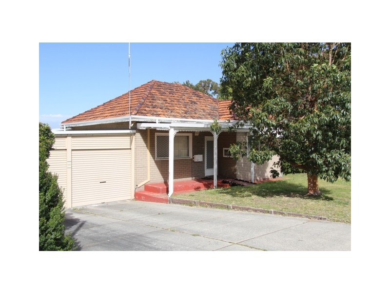 20 Curtis Road, Melville WA 6156
