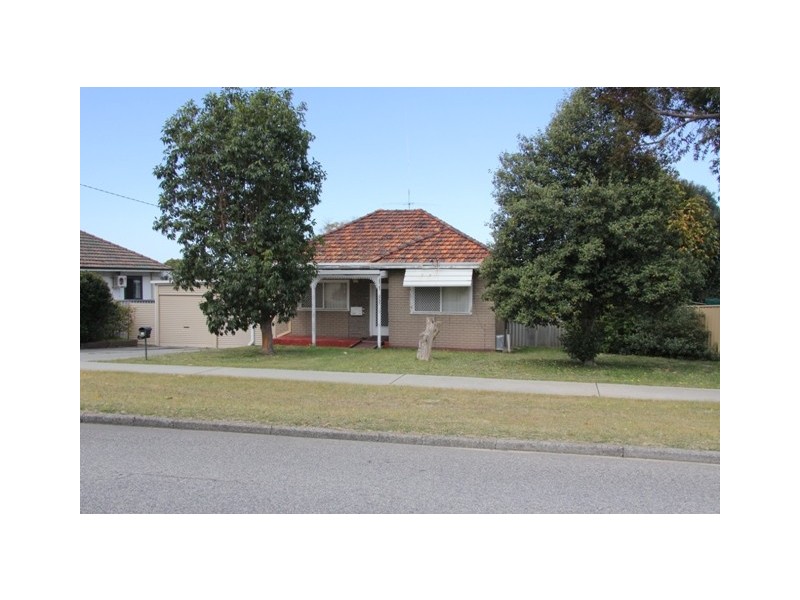 20 Curtis Road, Melville WA 6156