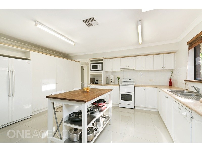 12 Dowell Place, Bibra Lake WA 6163