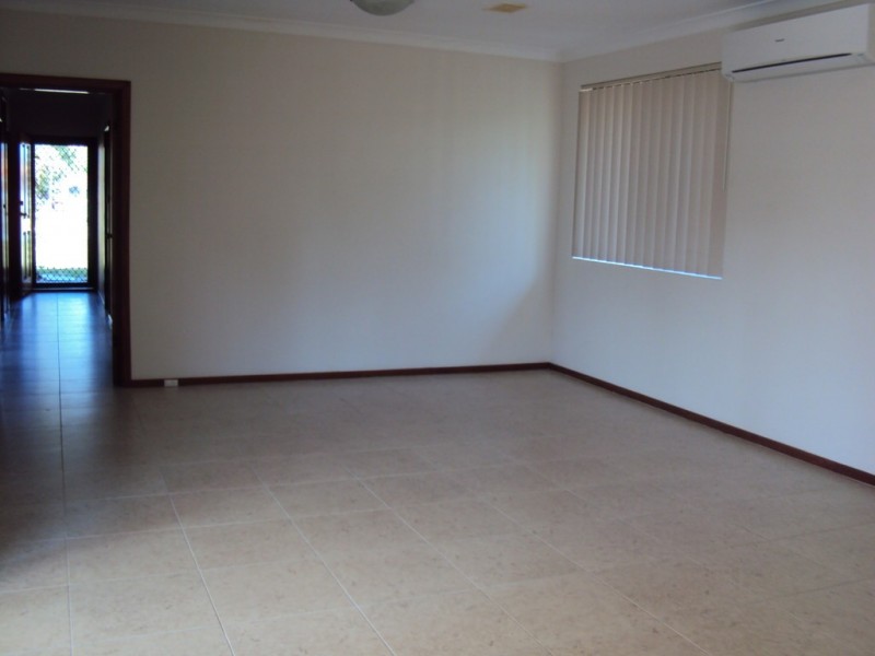 14A Chesham Way, Hamilton Hill WA 6163