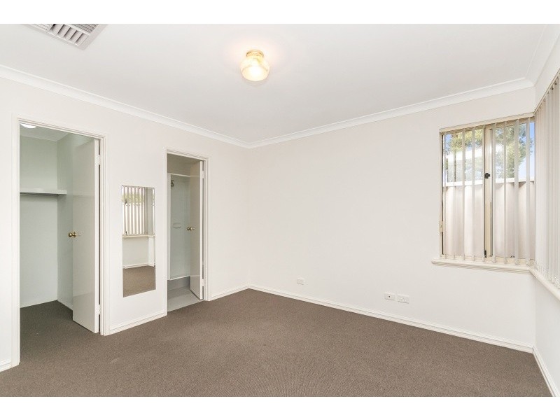 3/10 Pennlake Drive, Spearwood WA 6163