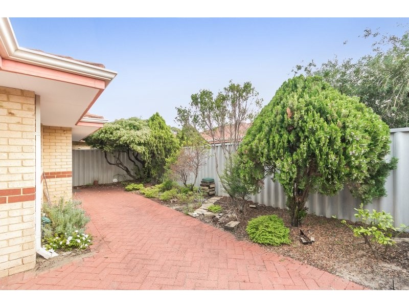 3/10 Pennlake Drive, Spearwood WA 6163