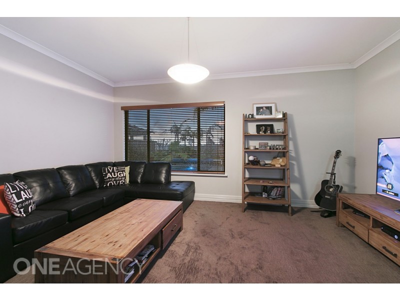 10 Orlando Avenue, Bibra Lake WA 6163