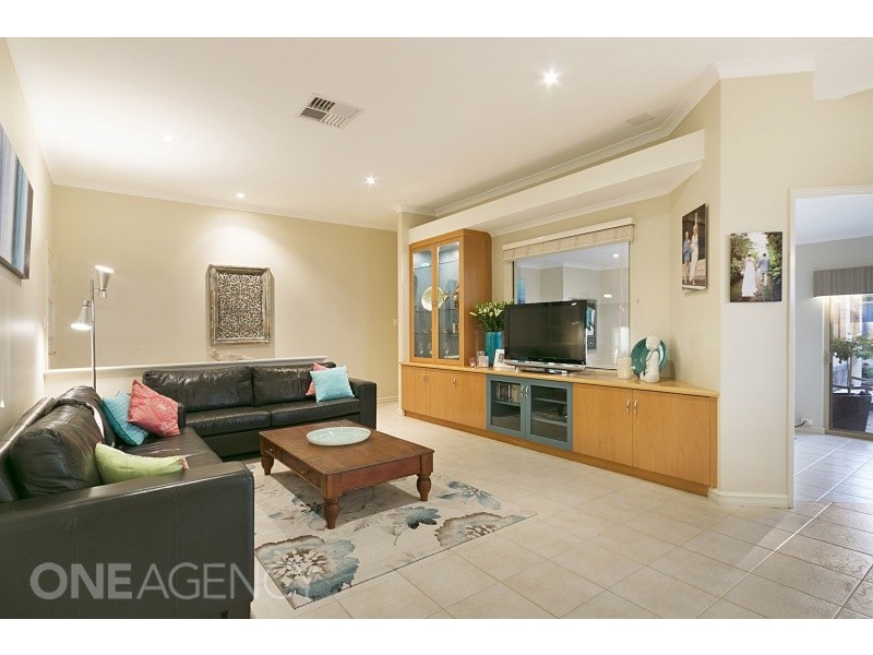 34 Deller Drive, Bibra Lake WA 6163