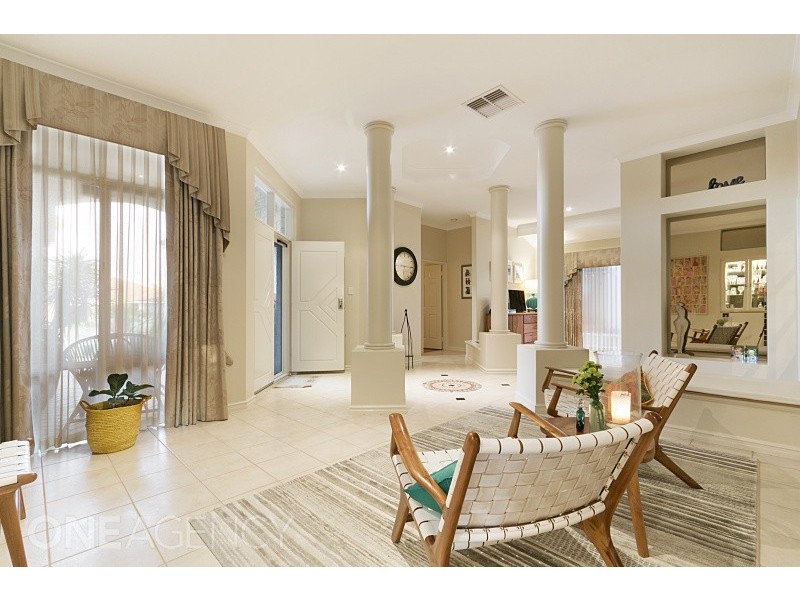 34 Deller Drive, Bibra Lake WA 6163