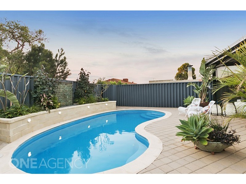 34 Deller Drive, Bibra Lake WA 6163