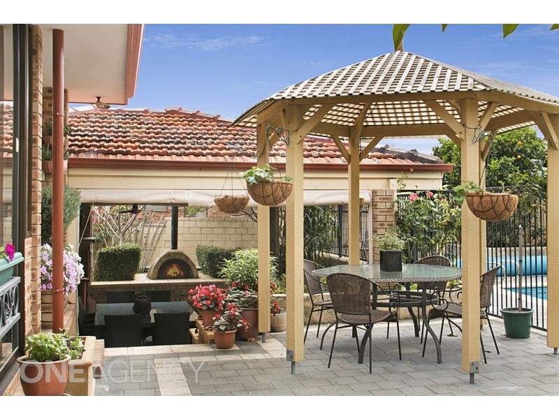 31 Hanrahan Loop, Kardinya WA 6163