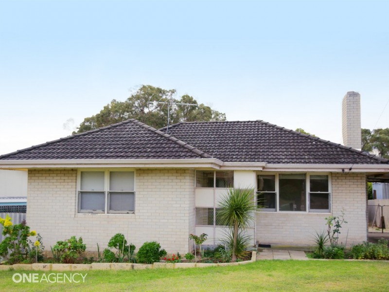 22 Williams Road, Coolbellup WA 6163