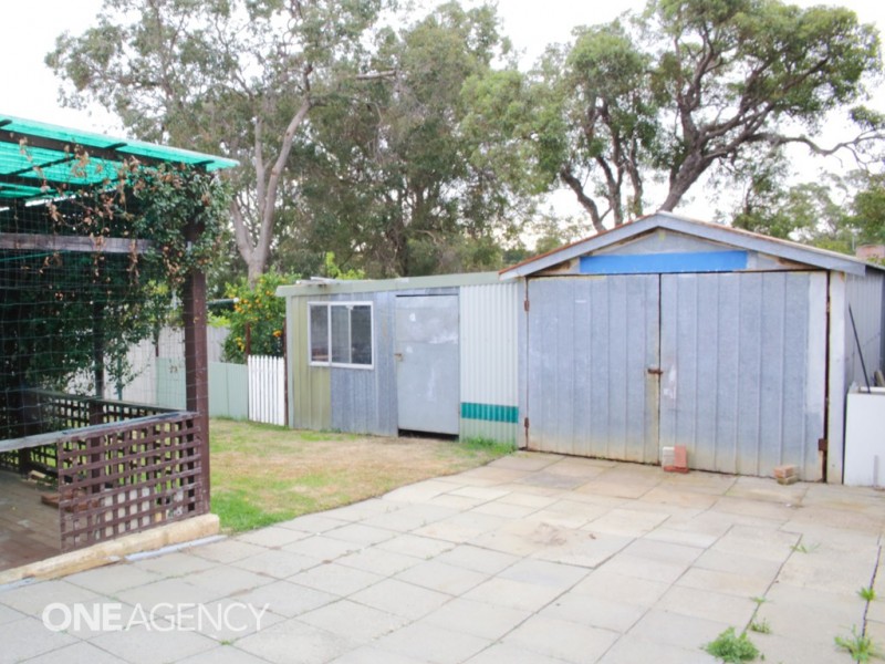 22 Williams Road, Coolbellup WA 6163