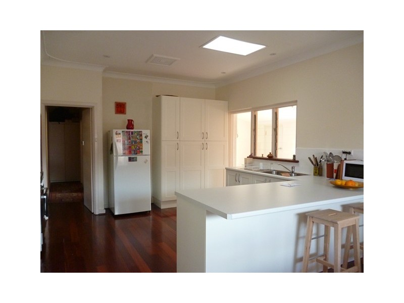 196 Healy Road, Hamilton Hill WA 6163