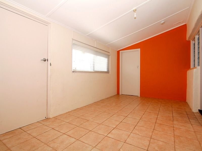 196 Healy Road, Hamilton Hill WA 6163