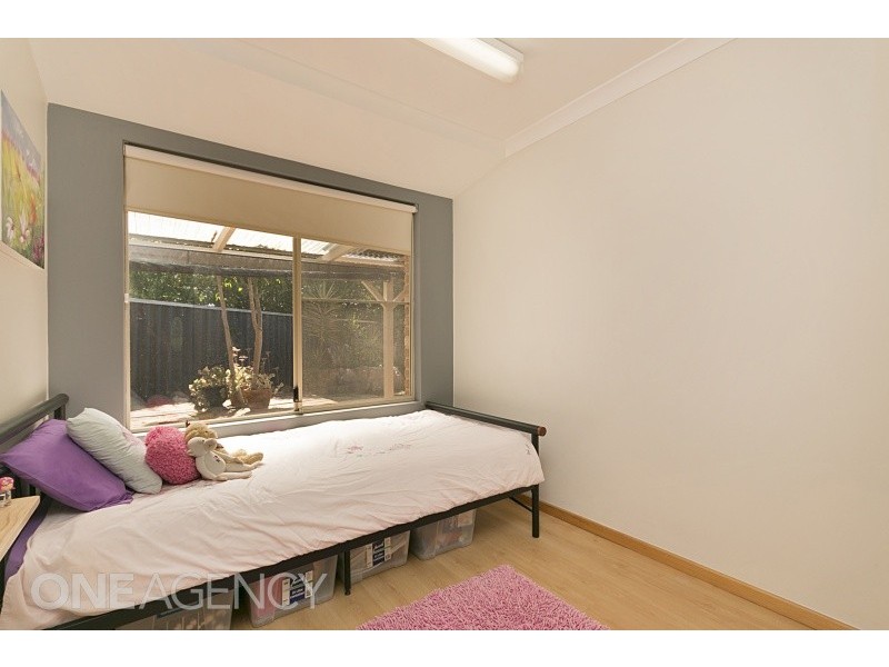 4 Chase Mews, Atwell WA 6164