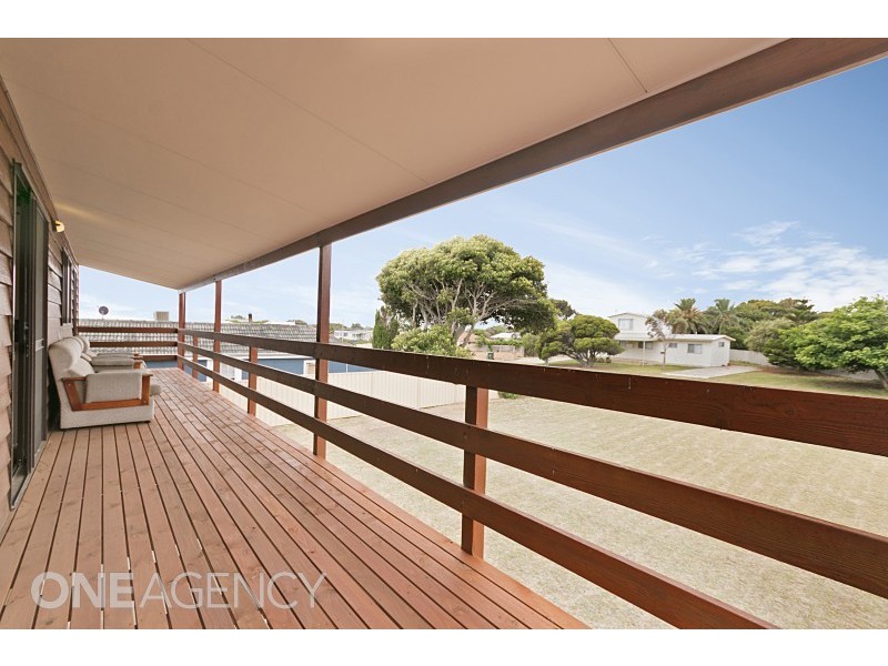 42 Leander Street, Falcon WA 6210