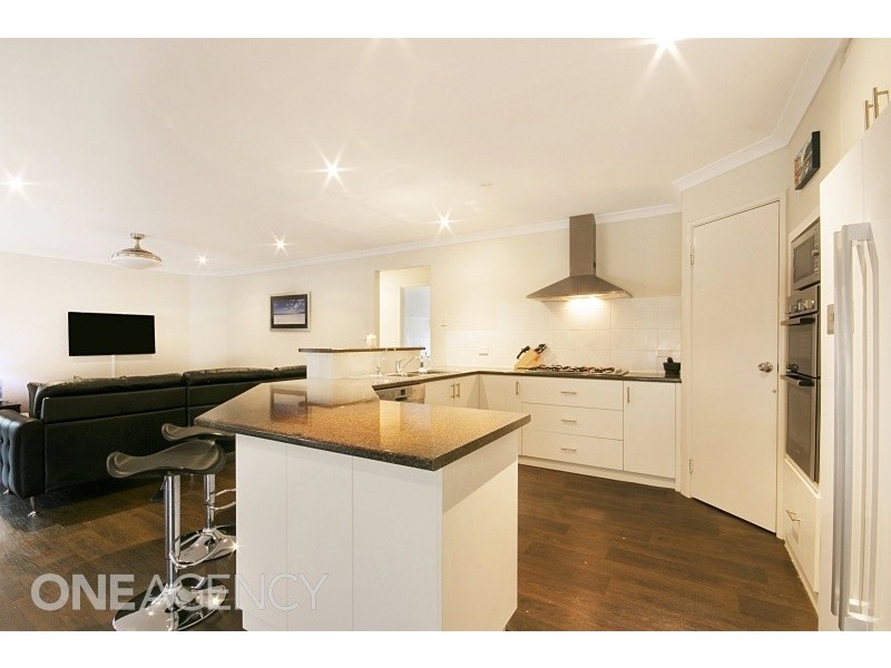 10 Marra Way, South Lake WA 6164