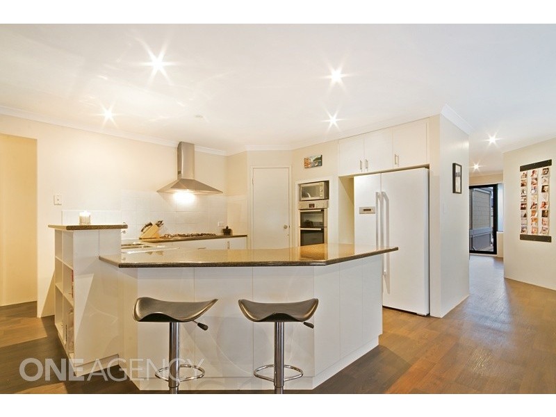 10 Marra Way, South Lake WA 6164