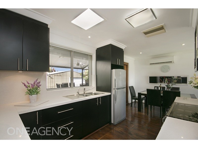 21 Edmund Way, Calista WA 6167