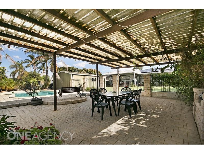 21 Edmund Way, Calista WA 6167