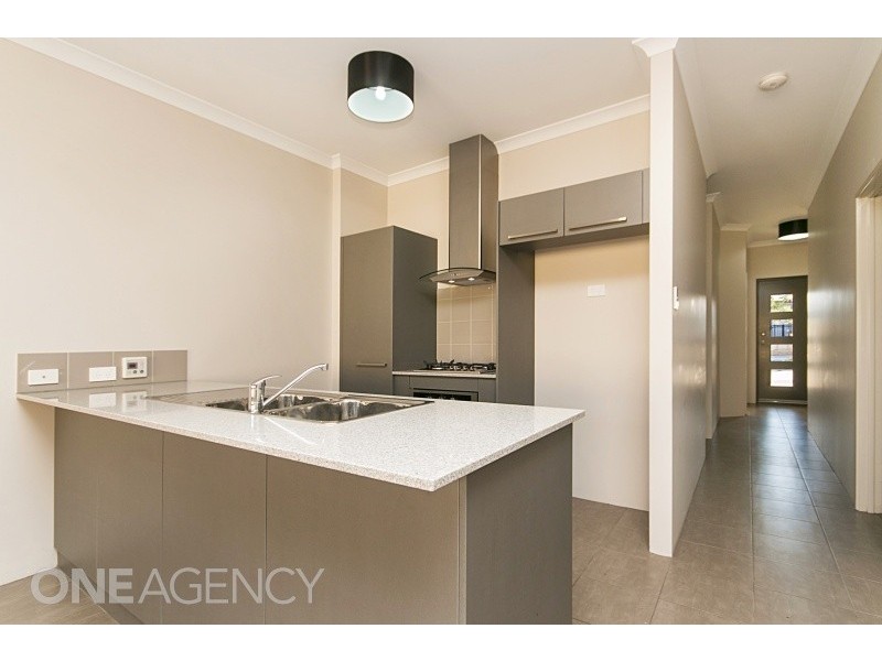 103 Lambeth Circle, Wellard WA 6170