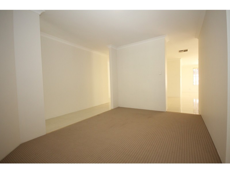 67 Deller Drive, Bibra Lake WA 6163