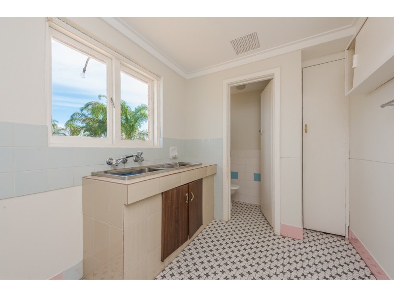 23 Simper Cres, White Gum Valley WA 6162