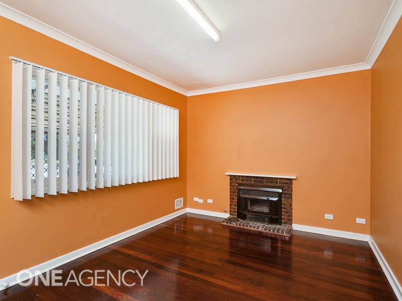 8 Ebert Street, Coolbellup WA 6163