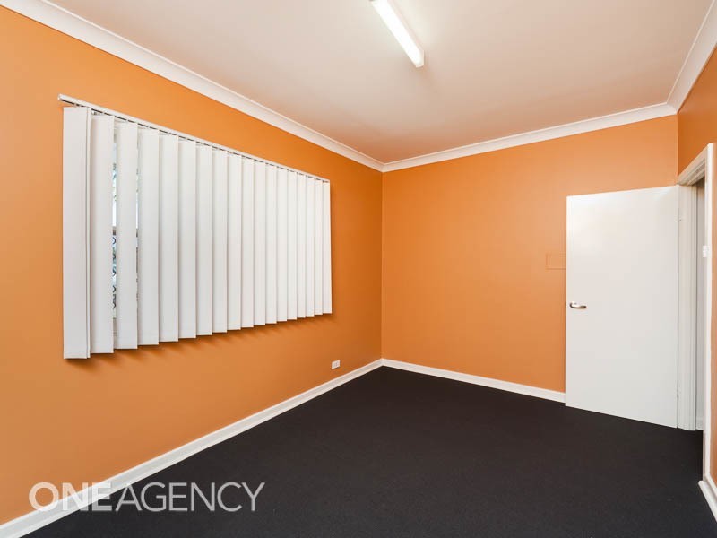 8 Ebert Street, Coolbellup WA 6163