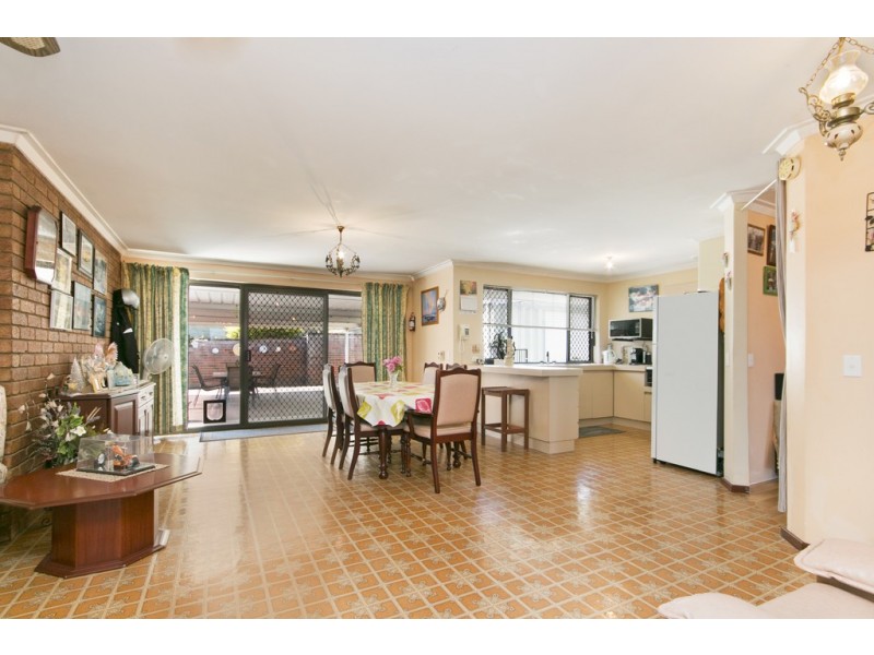 3 Leavis Place, Spearwood WA 6163