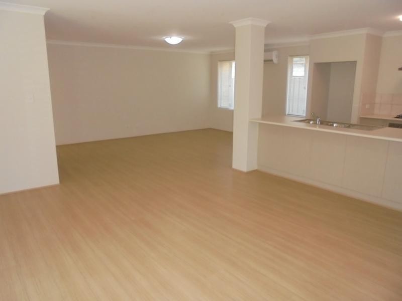 4 Glengarry Way, Pinjarra WA 6208