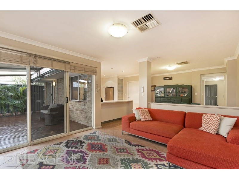 2/82 Reynolds Road, Mount Pleasant WA 6153