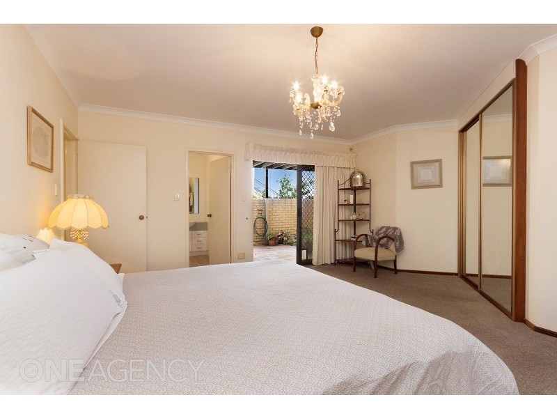 32 Arlington Loop, Coogee WA 6166